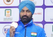 துப்பாக்கி சுடுதலில் வெள்ளி வென்றார் குர்பிரீத் சிங்