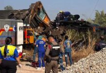 தாய்லாந்தில் ரயில் மீது சரிந்து விழுந்த க்ரேன் – 22 பேர் உயிரிழப்பு