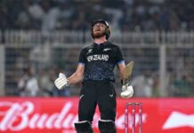 புதிய சாதனை படைத்த பின் ஆலன்!