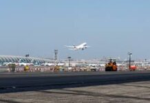 துபாய் விமான நிலையம் அருகே ஈரான் டிரோன் தாக்குதல் – இந்தியர் உள்பட 4 பேர் காயம்!