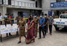 6,00,000 போலி அமெரிக்க டொலர்களுடன் பெண் உட்பட நால்வர் கைது!