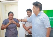 எதிர்க்கட்சித் தலைவர் சஜித் பிரேமதாசவை சந்தித்த அனோஜனின் பெற்றோர்!